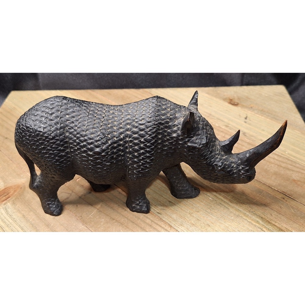 Exquisite Hand Carved African Ebony Rhinoceros Figurine 8.5" weighs 1 lb 1 oz
